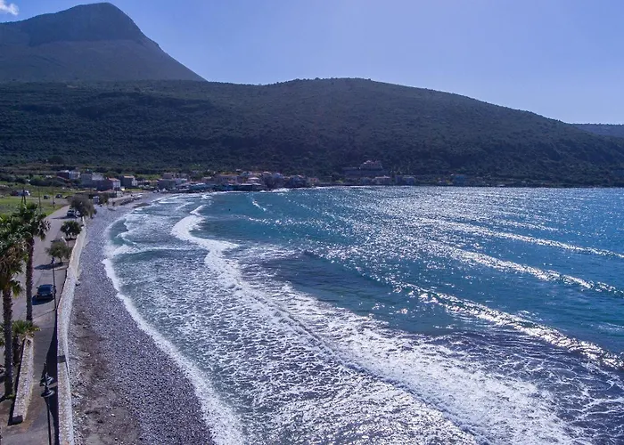 Lithos By The Sea לינה וארוחת בוקר