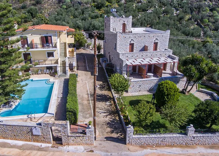 Lithos By The Sea לינה וארוחת בוקר Néon Oítilon