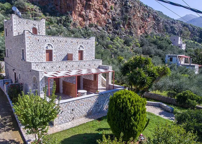 לינה וארוחת בוקר Lithos By The Sea