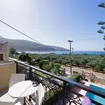 Bed and breakfast Lithos By The Sea 4*