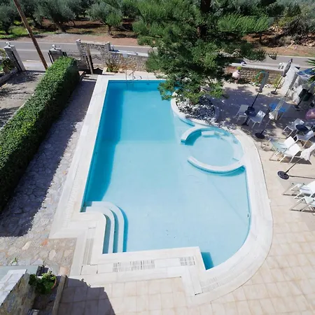 Lithos By The Sea Bed & Breakfast 3*