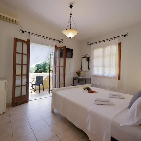 Lithos By The Sea Néon Oítilon